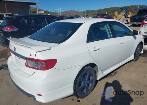 2011 Toyota Corolla S из США, поврежденный, VIN 2T1BU4EE6BC666426